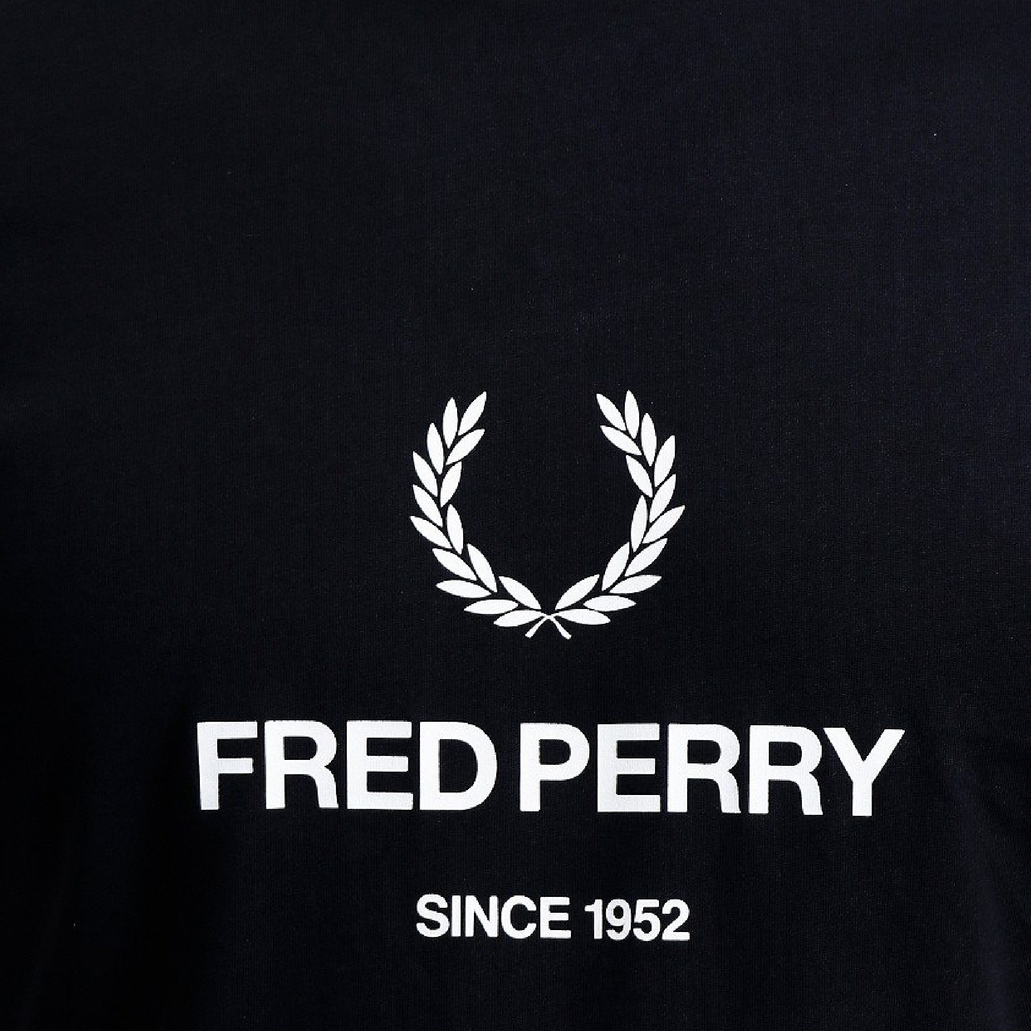 Fred Perry wording logo graphic print tee-04