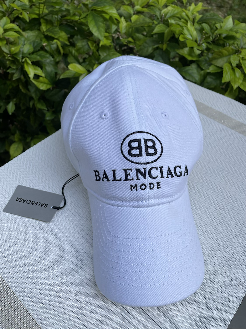 BALENCIAGA CAP Classic baseball cap with Balenciaga embroidered logo 1