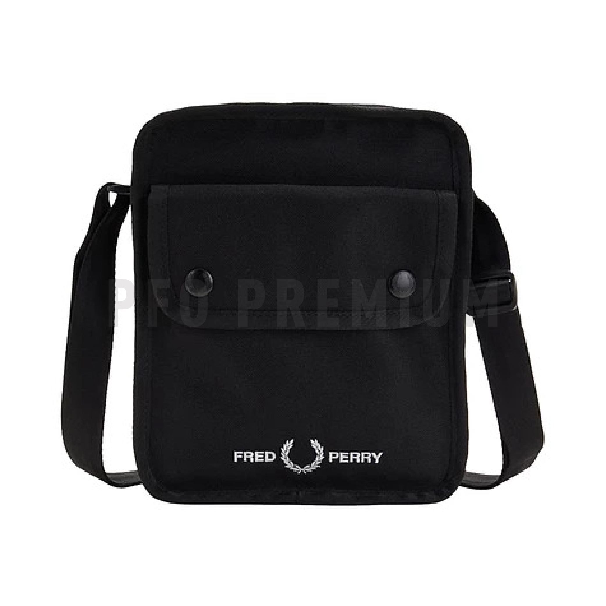 31.01.24 Fred Perry Bag-01