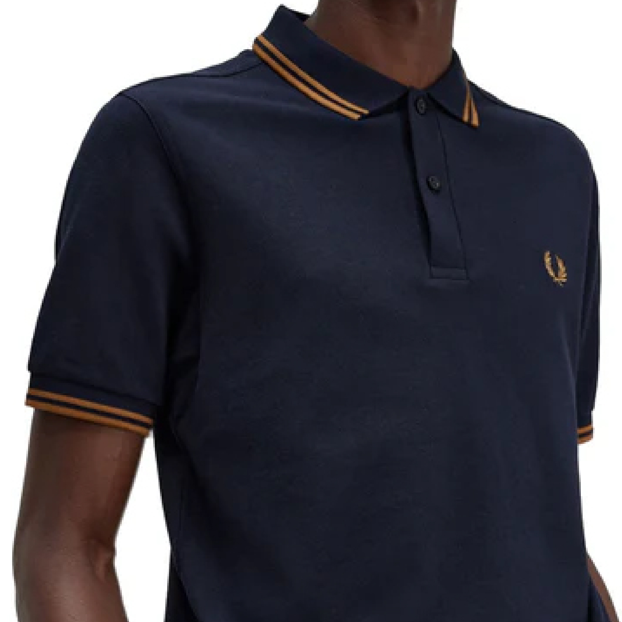 16.04.24 Fred Perry Polo Tee-07