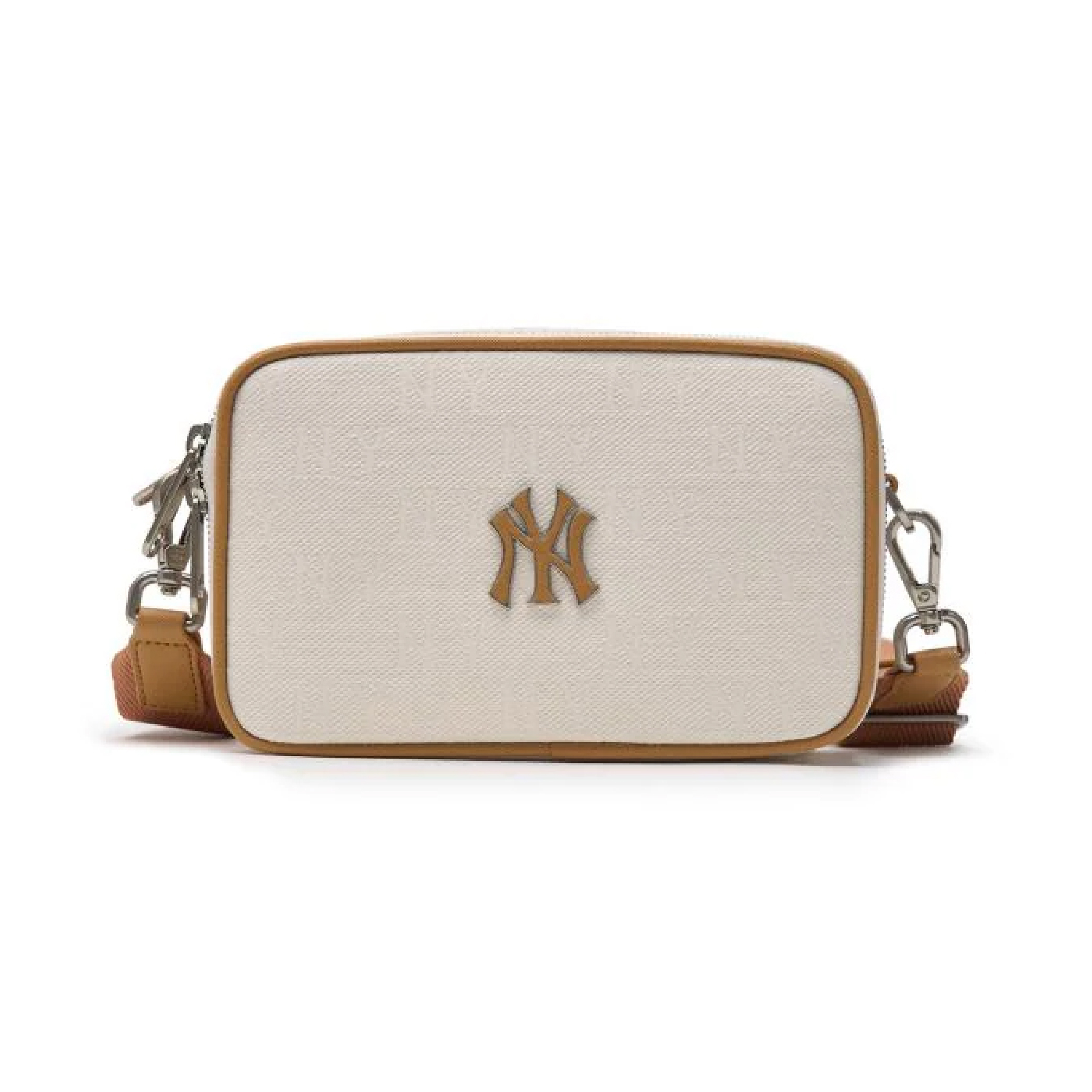 Classic Jacquard Monogram New York Yankees Crossbody Bag-01