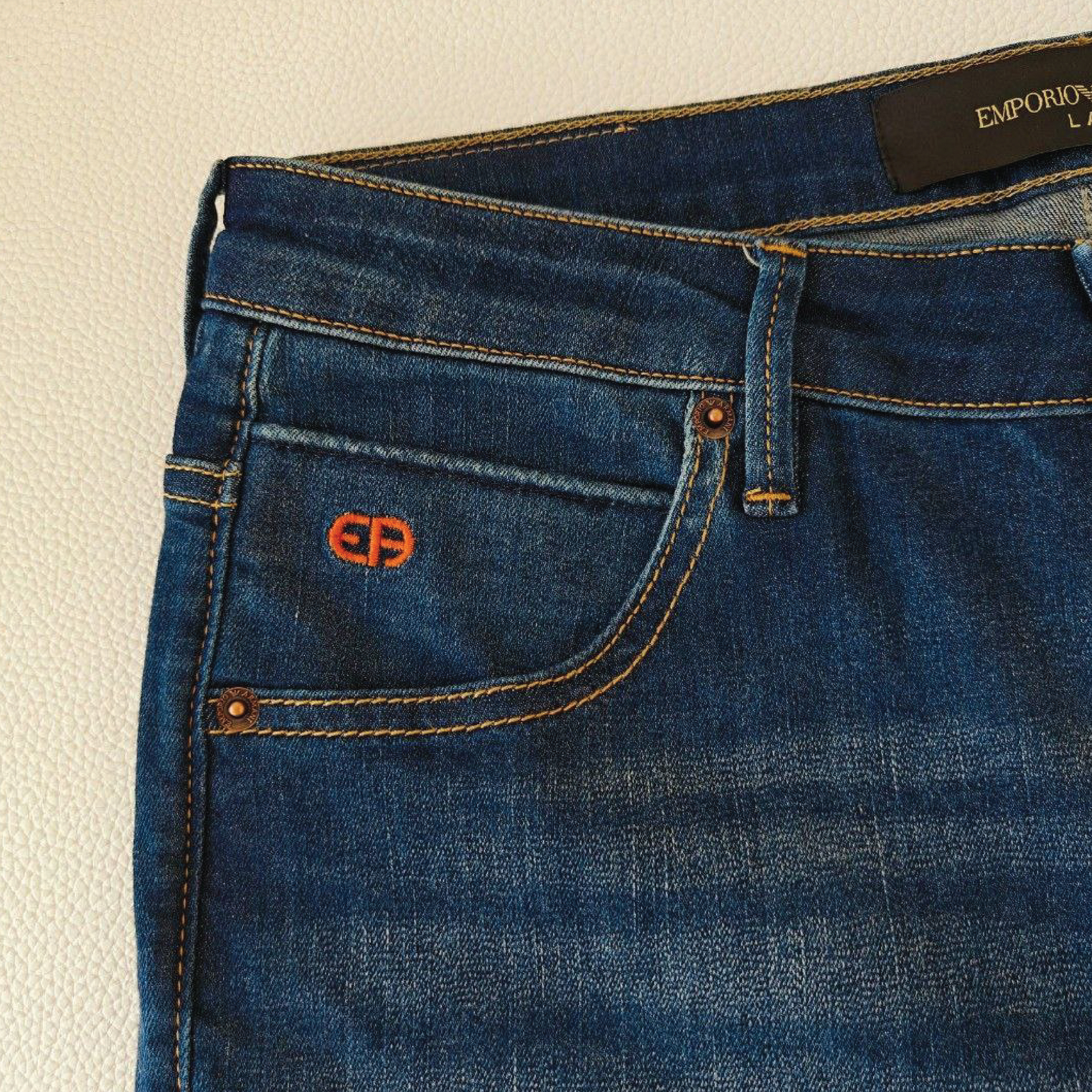 Emperio Armani Jeans 2-06