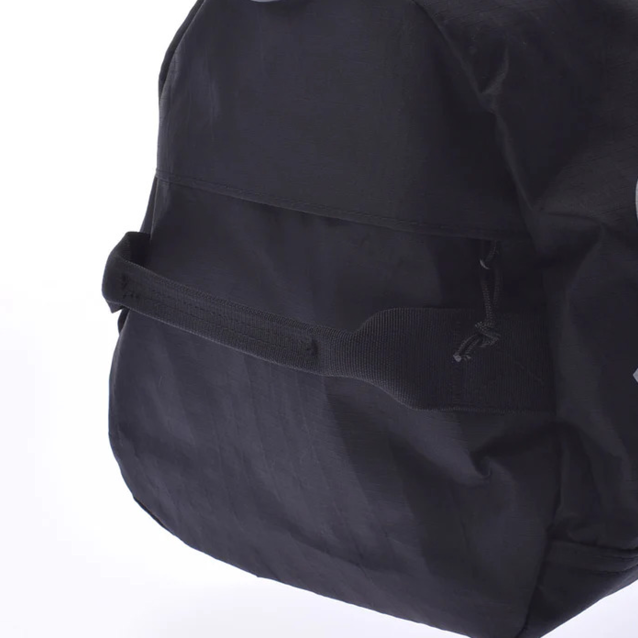 Supreme_Supreme_DUFFLE_BAG_18FW_Duffel_Bag_Boston_Bag_Black_Unisex (5)