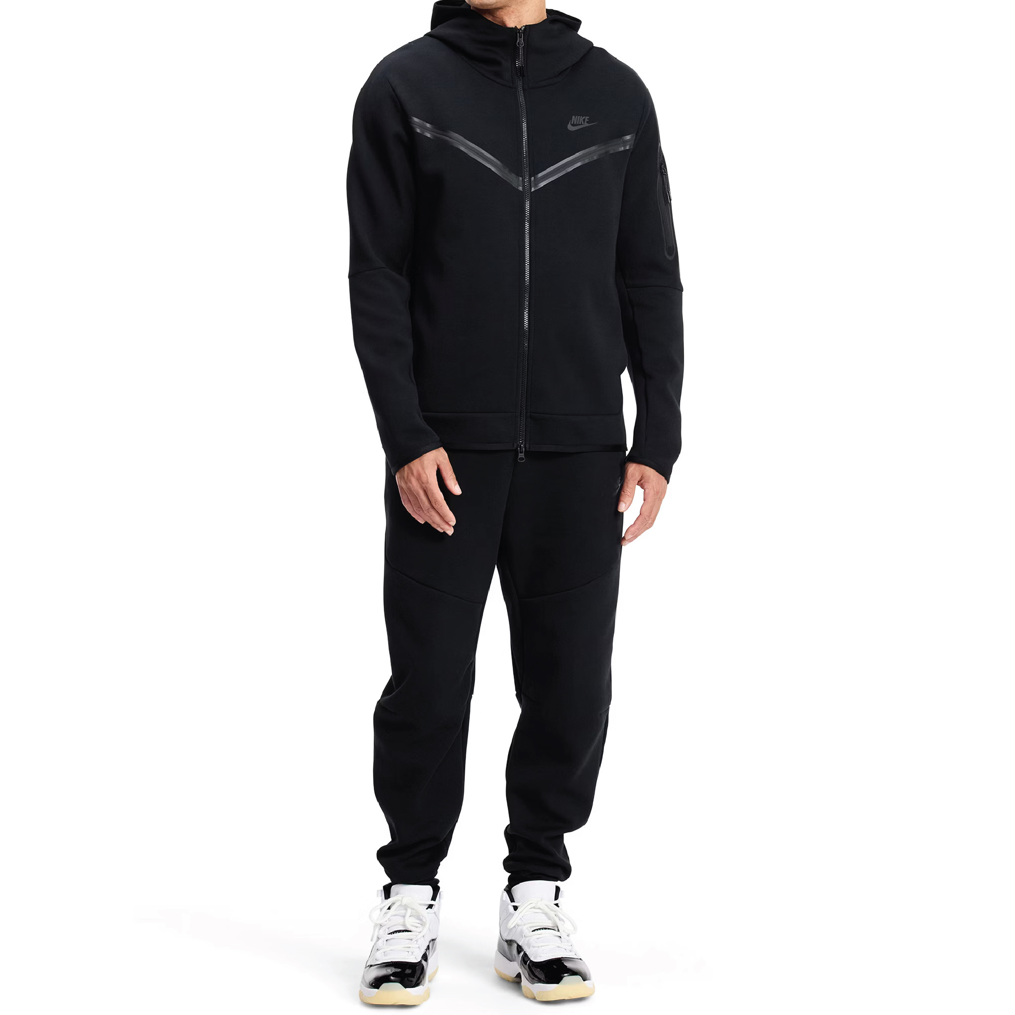 Nike Sportswear Tech Fleece BLACK-04