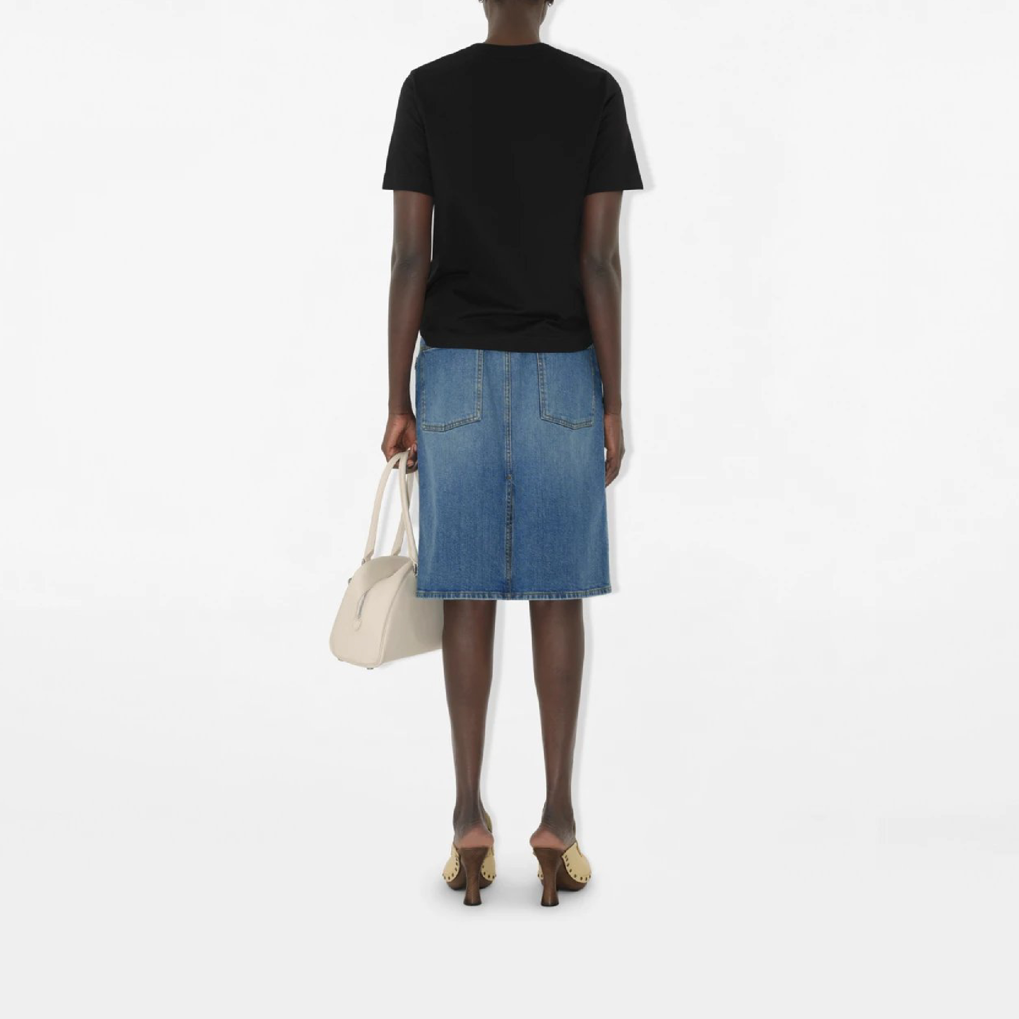 Moncler Logo Patch Cotton T-Shirt-06