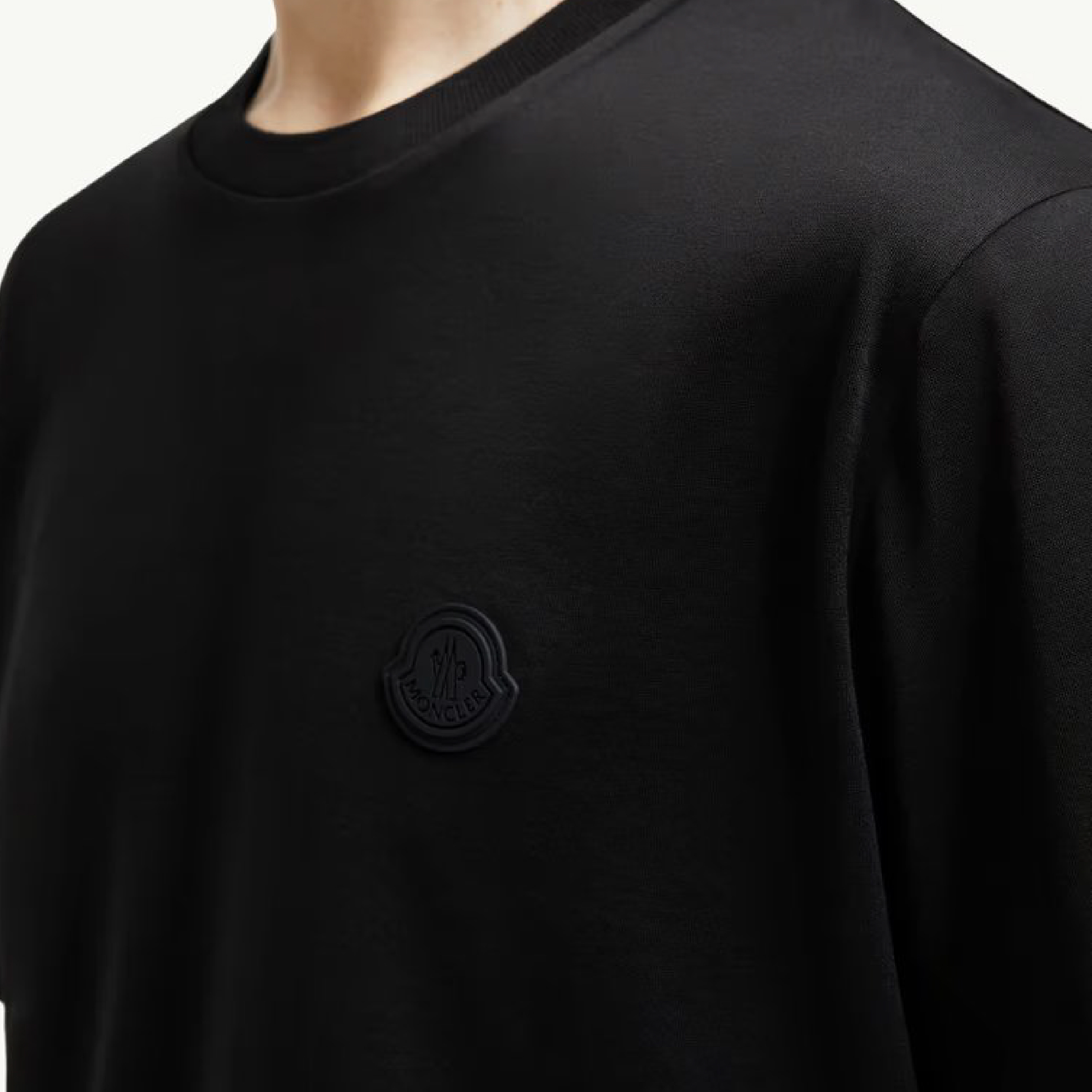 Moncler Vertical Back Logo Cotton T-Shirt-04