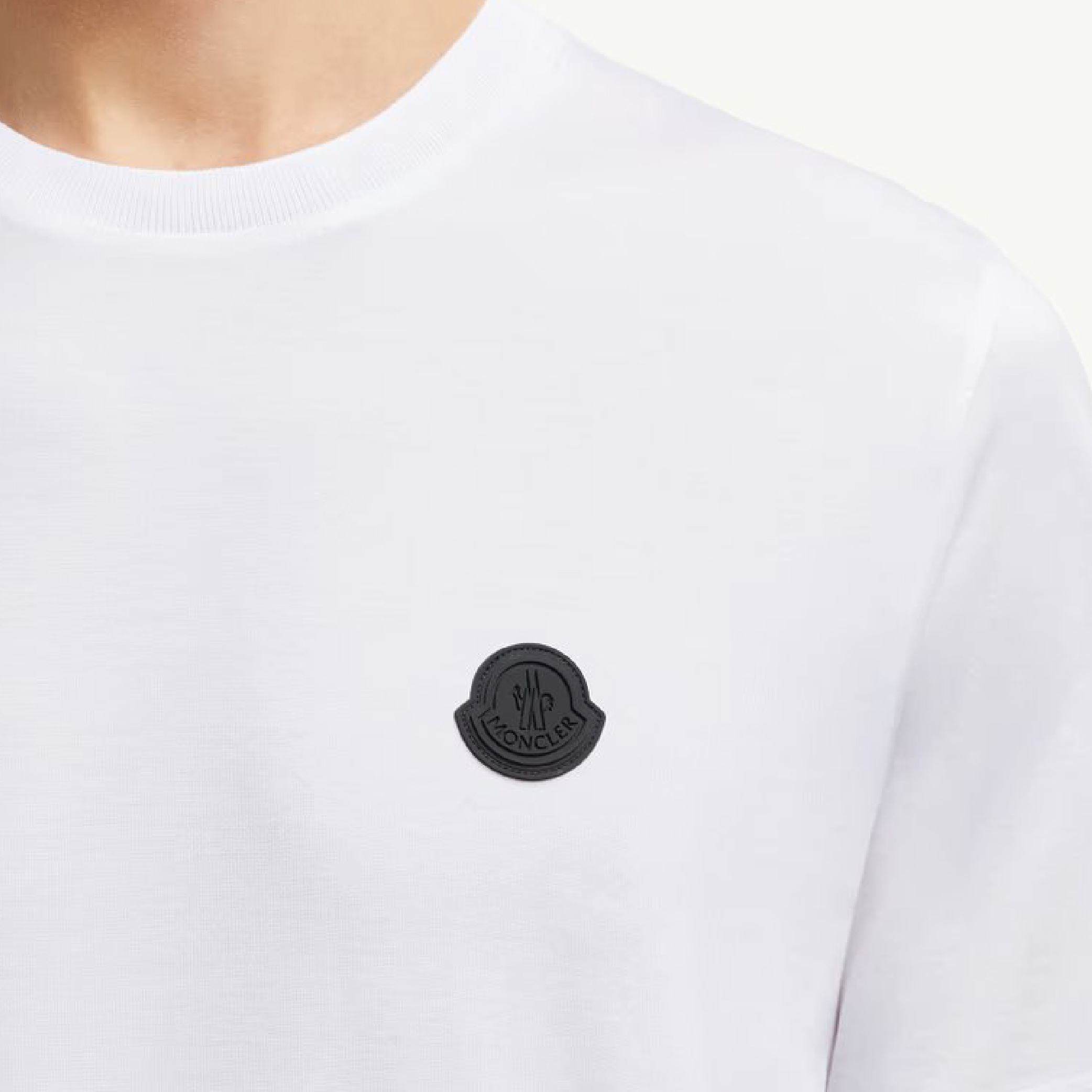 Moncler Vertical Back Logo Cotton T-Shirt-07