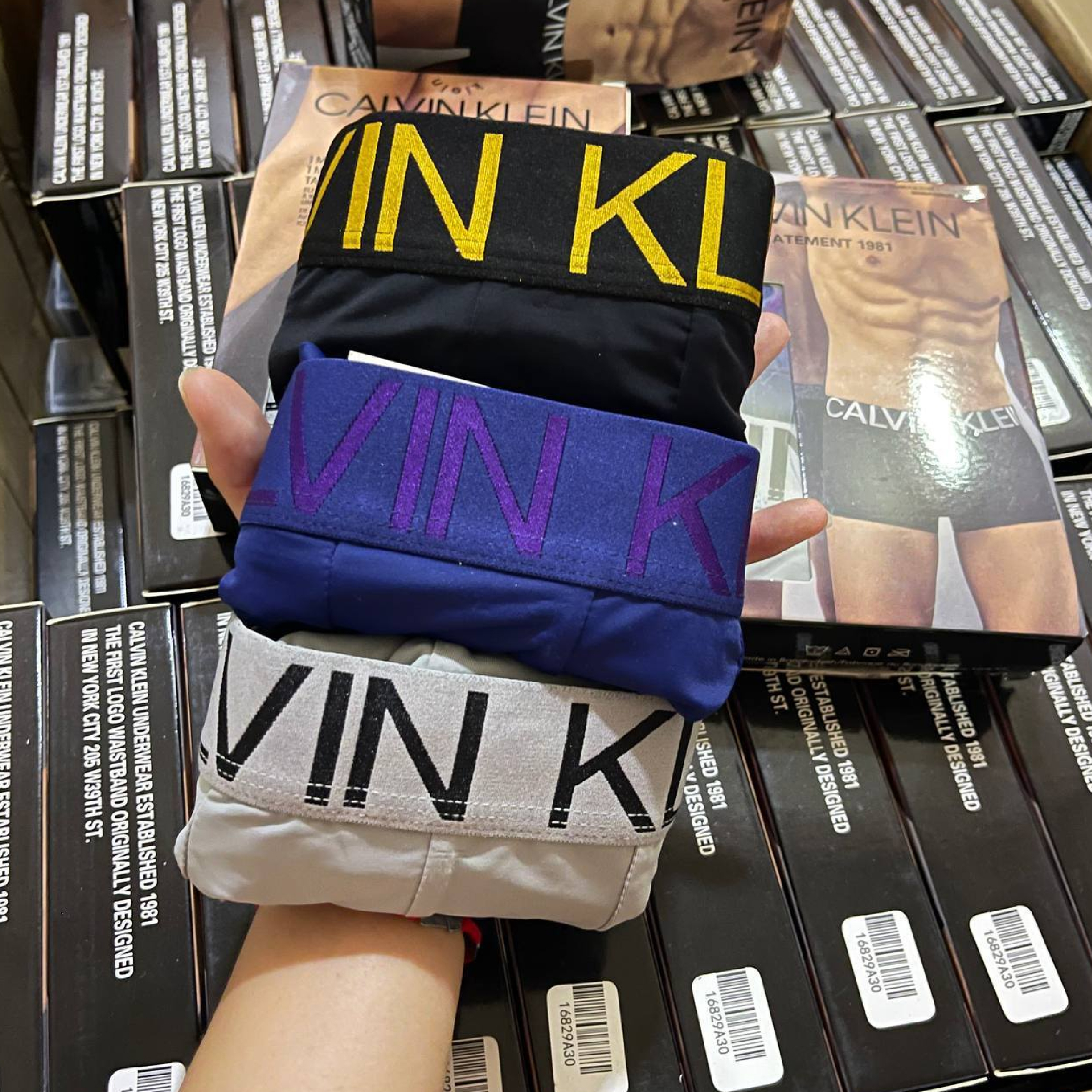 Calvin Klein Underwear-03