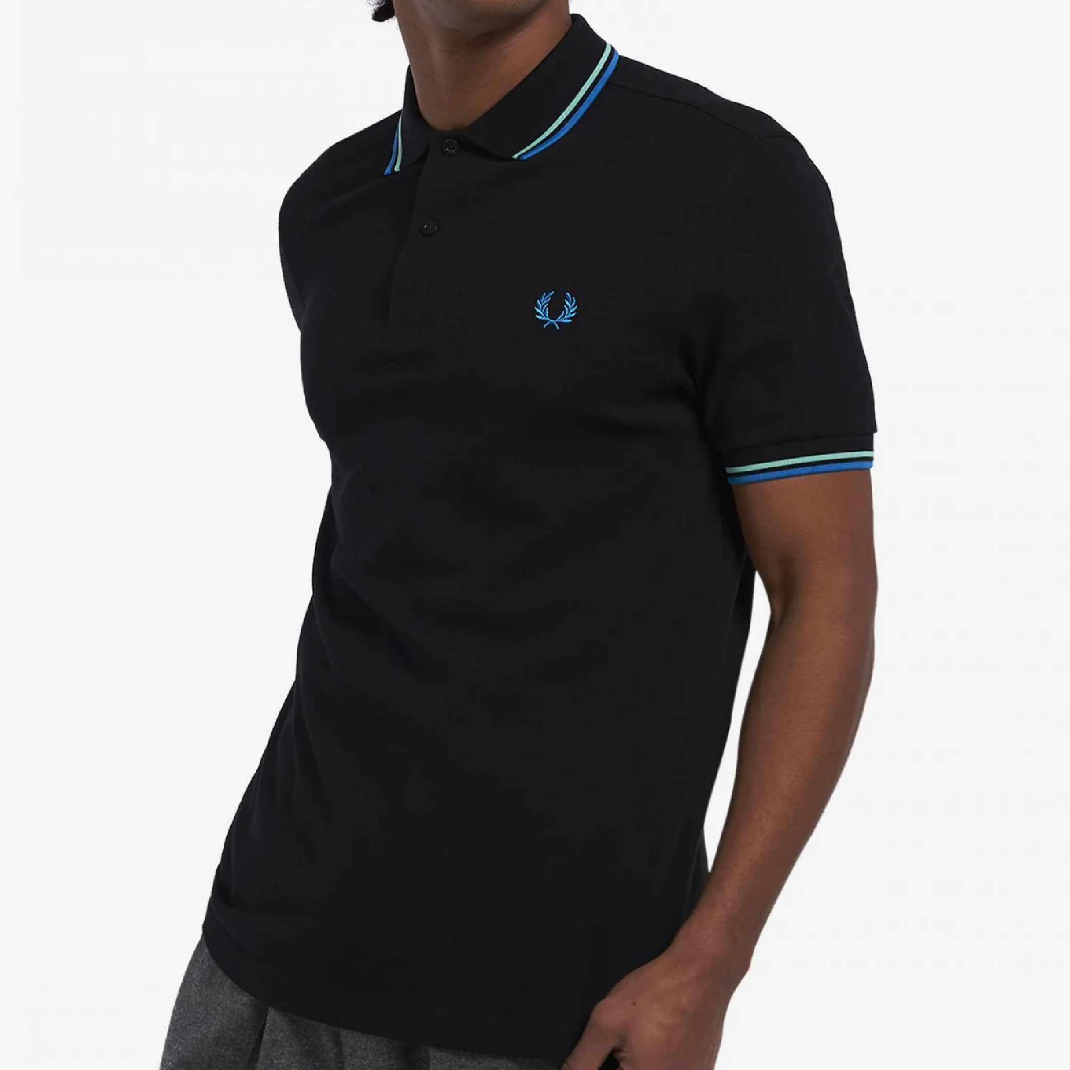 25.27.02 Fred Perry Polo Tee-06