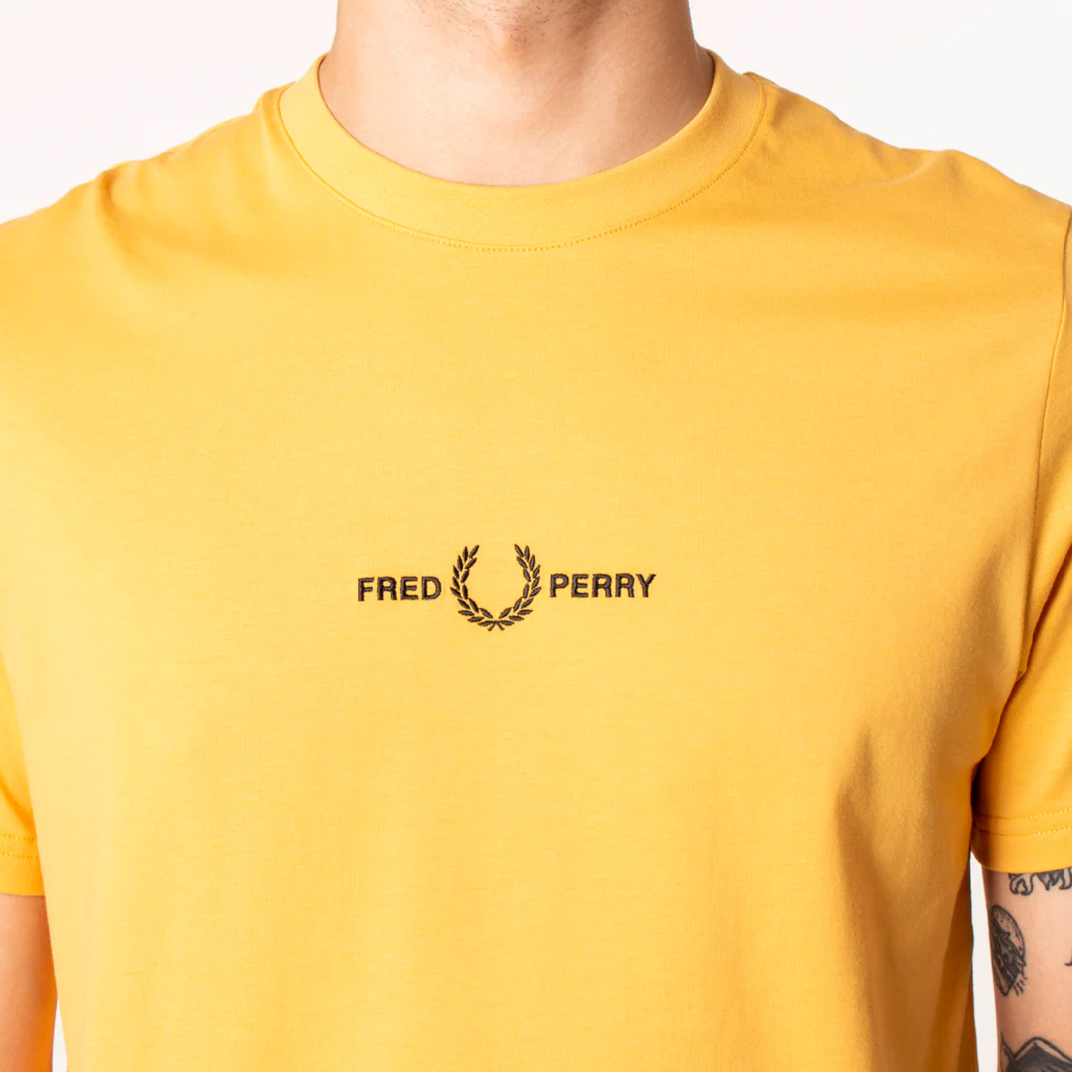 Fred Perry Logo Yellow Tee-04