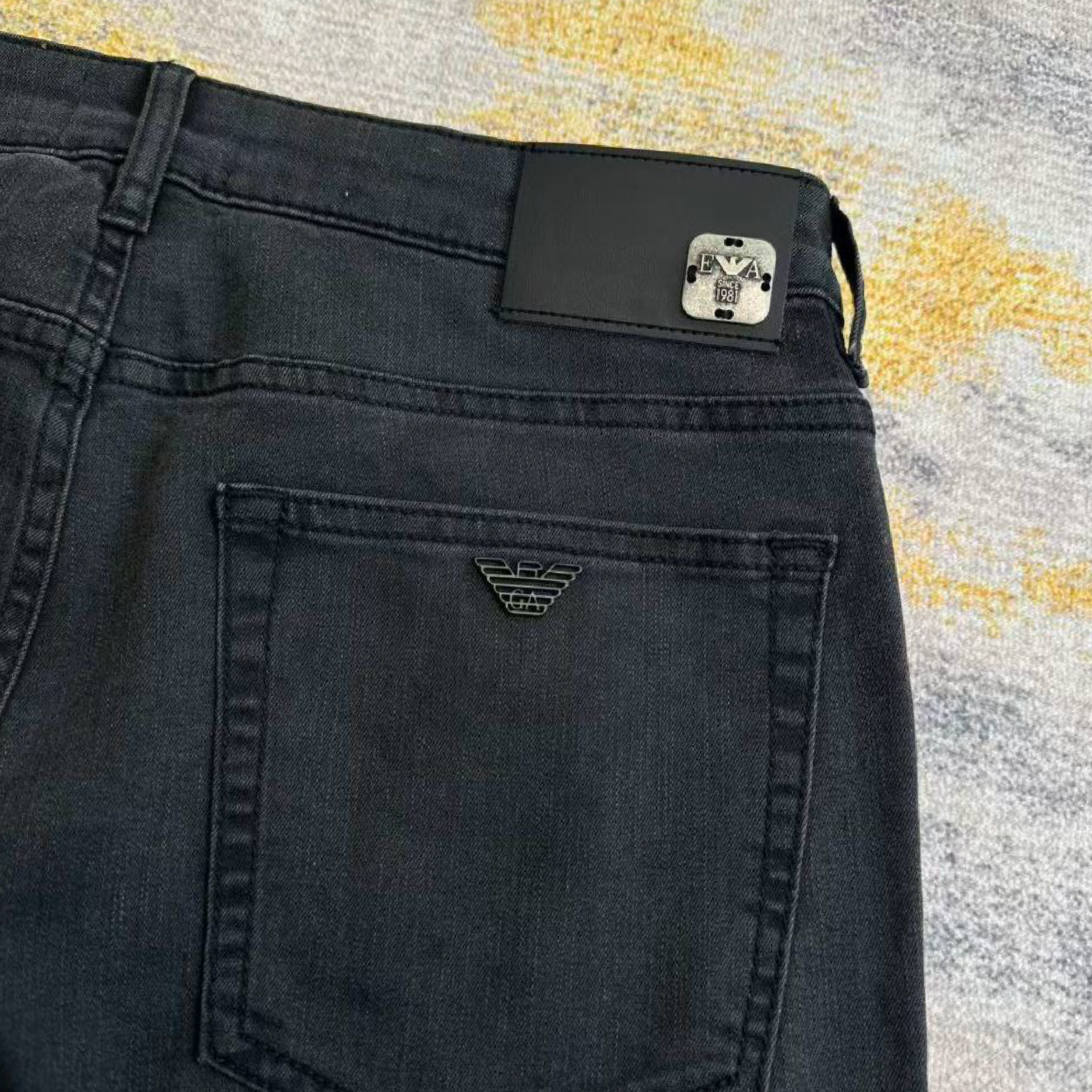 photo_2025-12-12_22-57-14-05