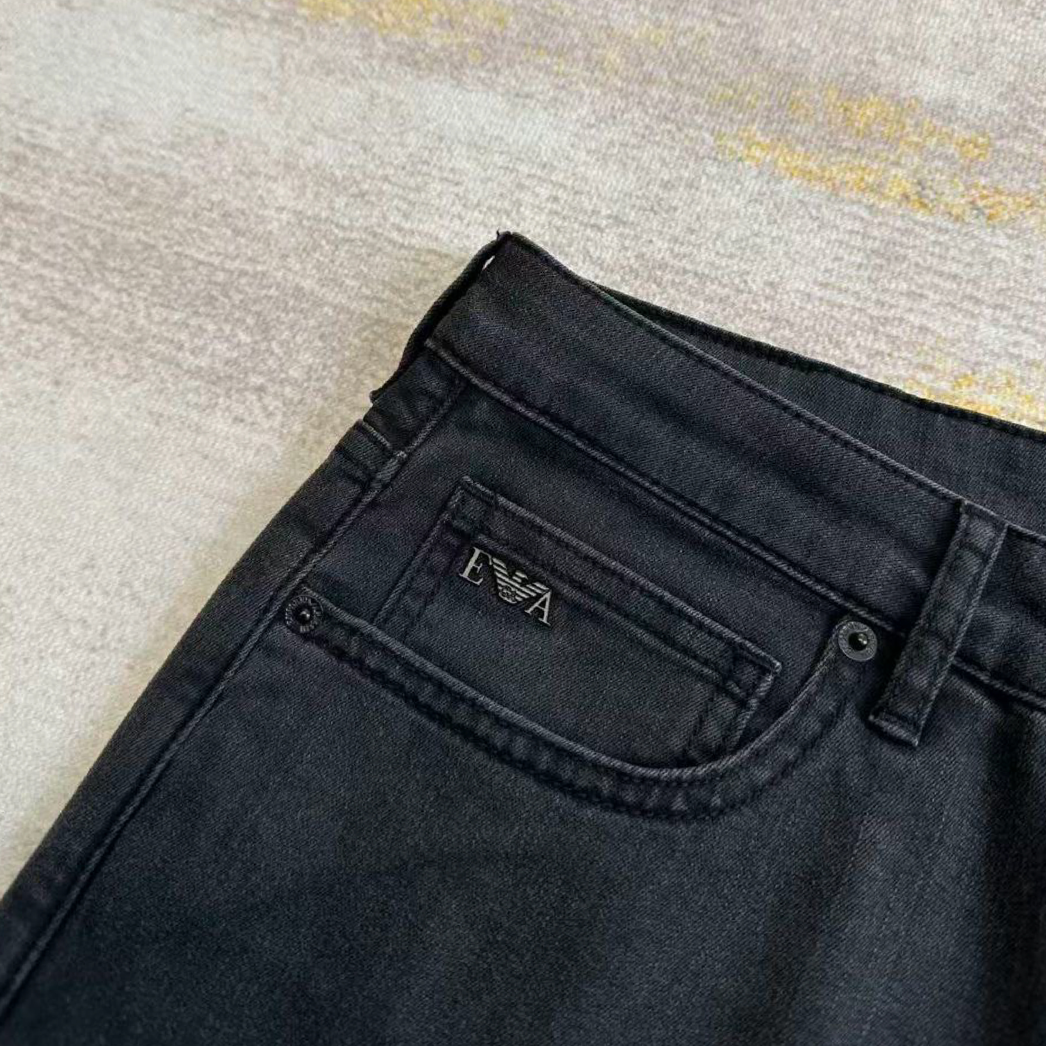 photo_2025-12-12_22-57-14-04