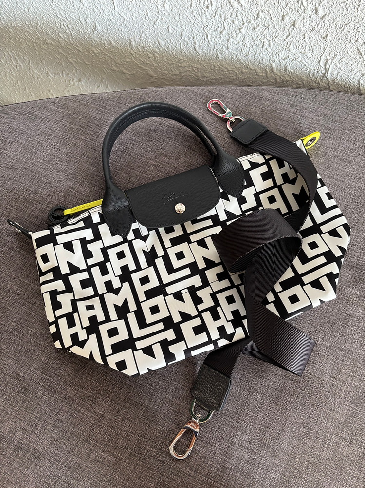 b40b9b_c7da42daaae44c868edeb92cd01a567f~mv2