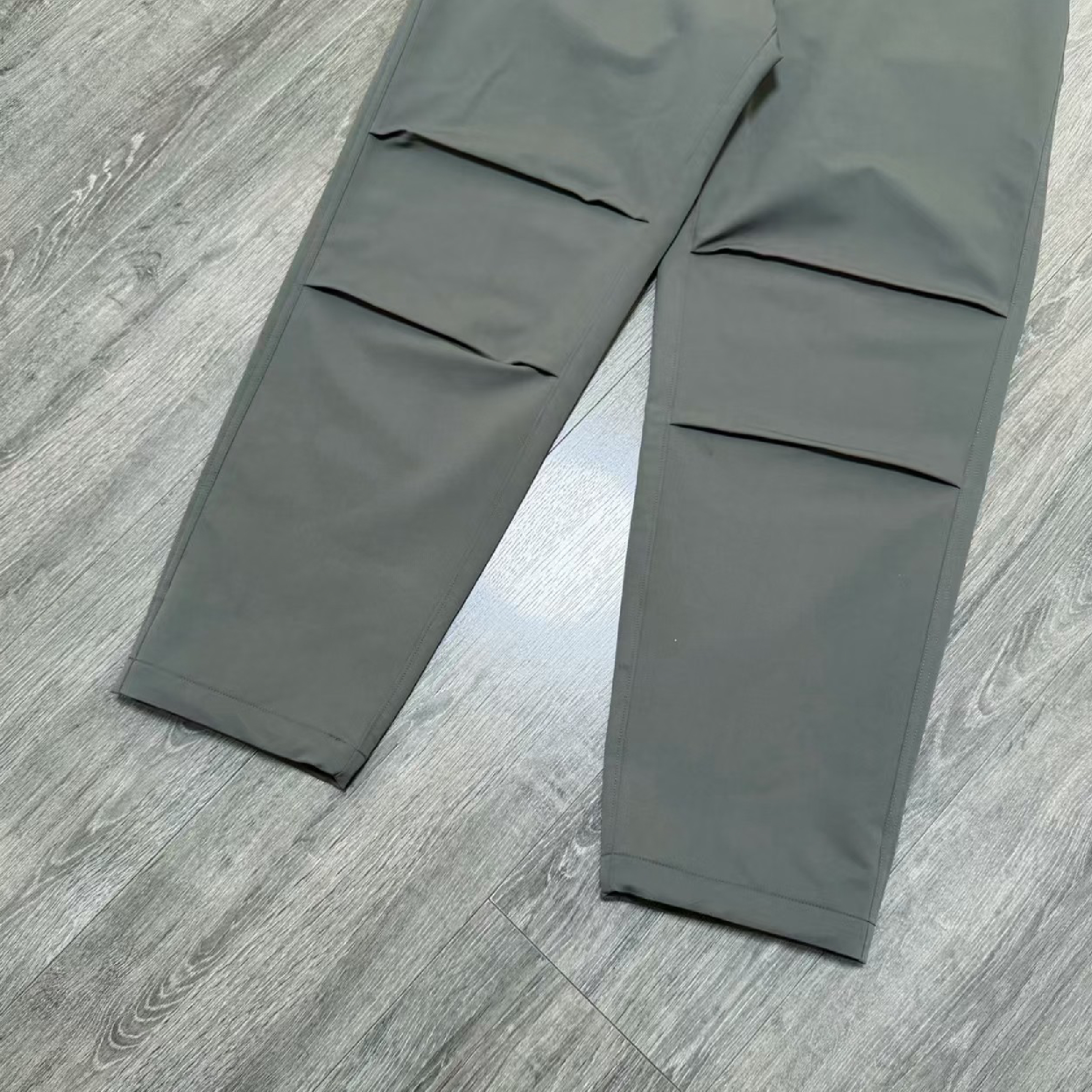 Prada nylon technical long pants-10