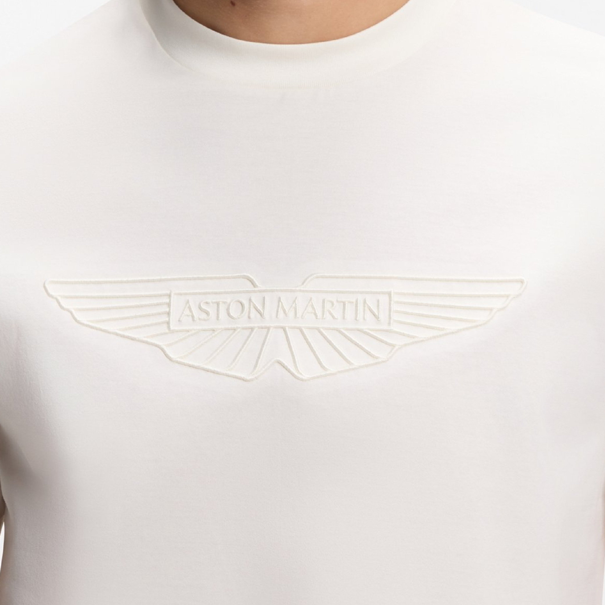 Hugo Boss x Aston Martin Embroidered Wing Detail Logo Tee (Special Edition) (6)