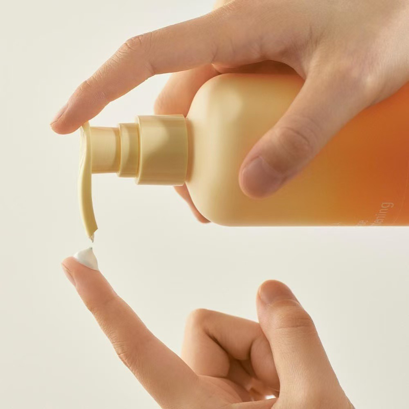 韓國AVCA 維生素亮白身體精華乳 250ml-8_0