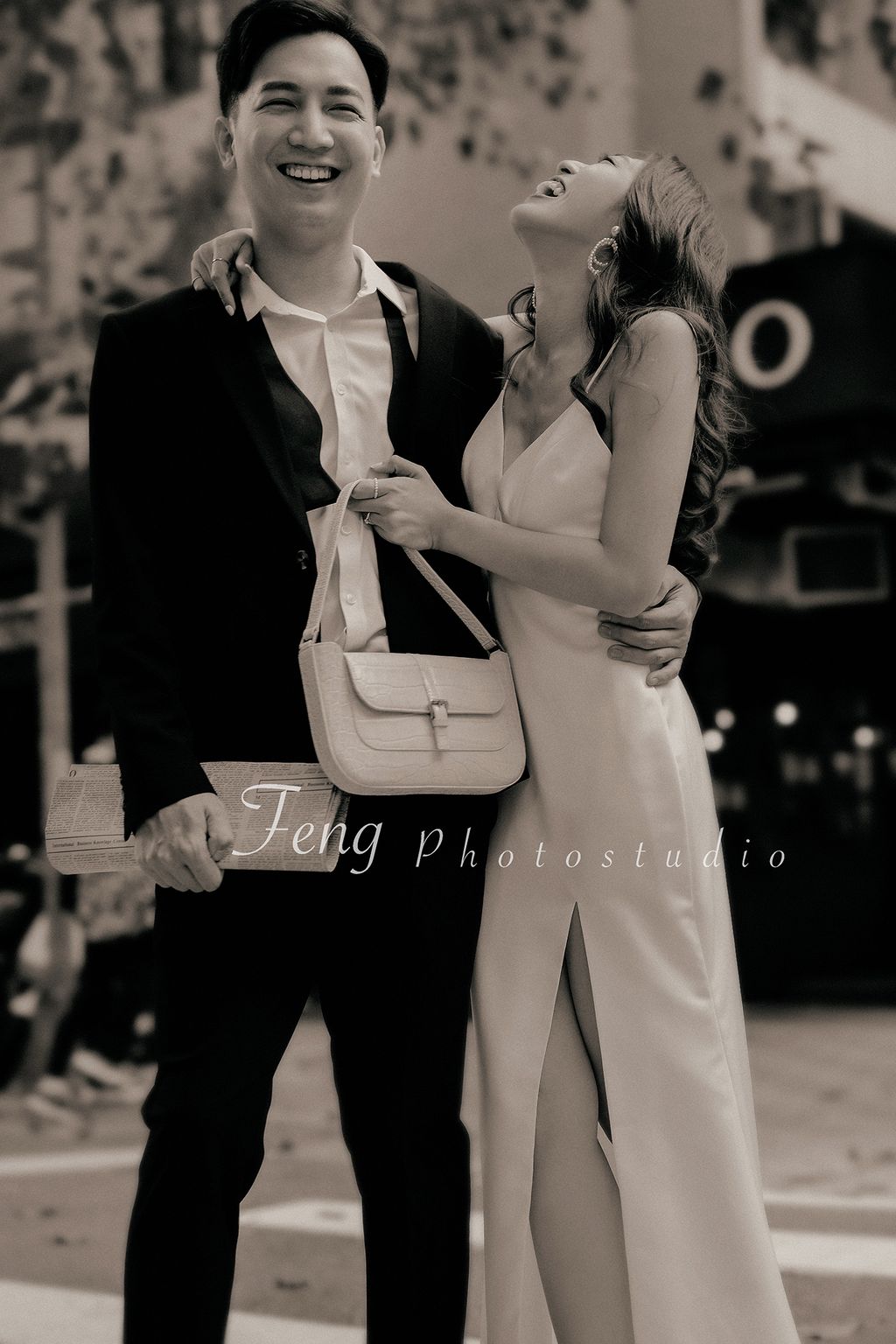結婚登記後到戶政事務所附近拍攝生活婚紗，兩個願望一次滿足