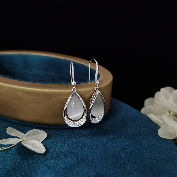 EH804039M镶石水滴猫眼耳环