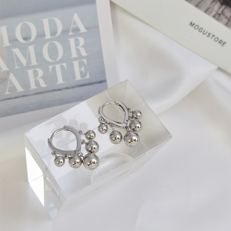 EH602049心形银珠流苏耳扣