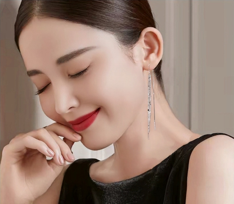 EH602294压片侧身链流苏防丢耳线