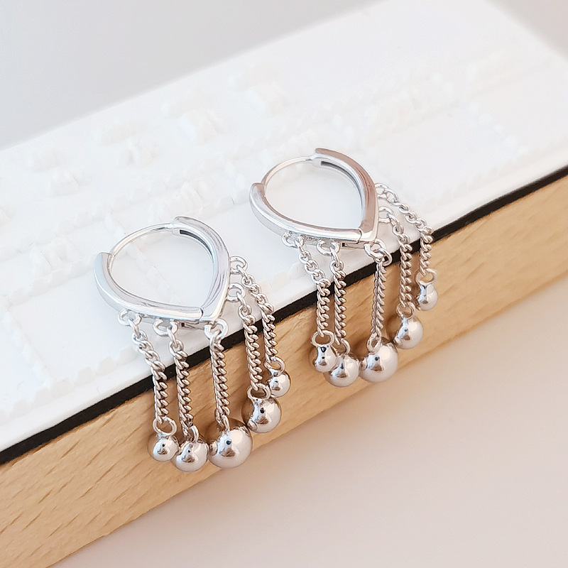 EH602476短银珠链心形耳扣