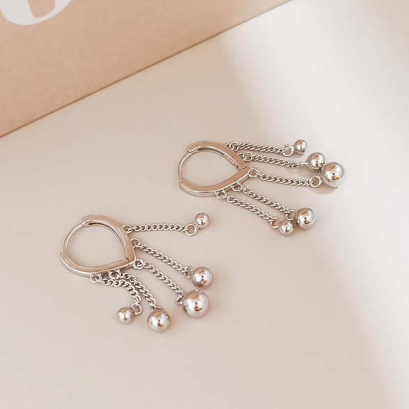 EH602476短银珠链心形耳扣