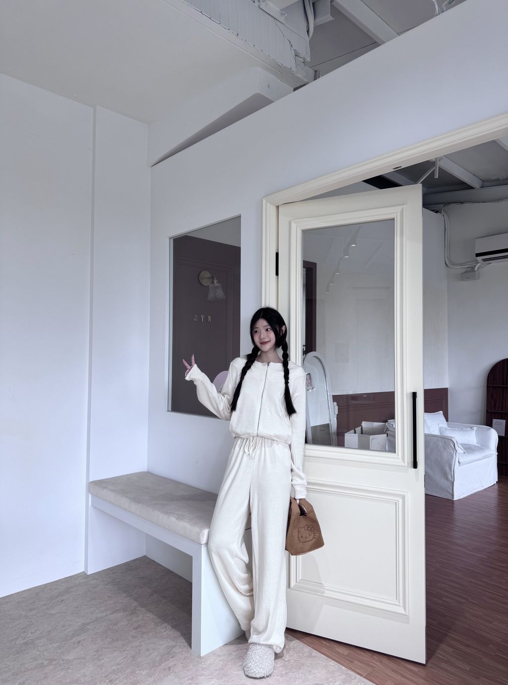 image_1F9F70FE-C31F-4D40-BEB7-F3A1036C7D22_1761746488