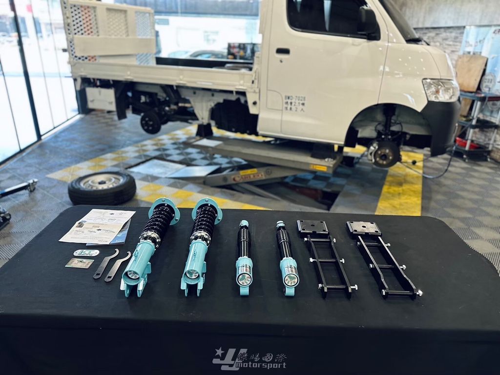 LINE_ALBUM_202472_240928_40