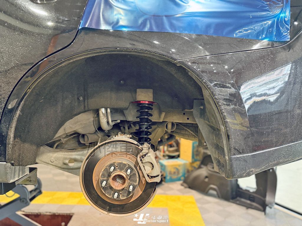 LINE_ALBUM_2026214 _1_260305_86