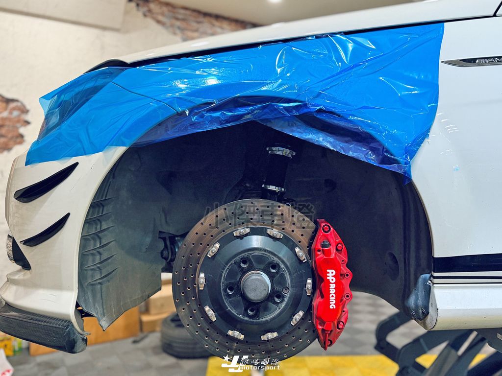 LINE_ALBUM_2026214 _1_260305_11