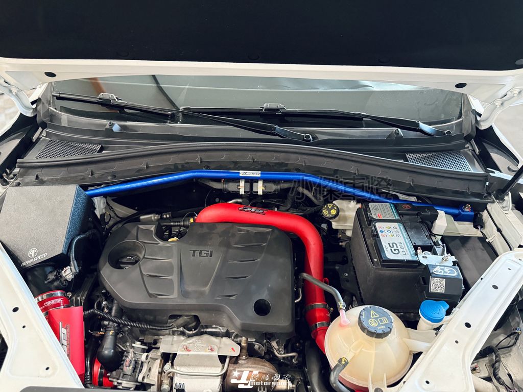 LINE_ALBUM_2026214 _1_260307_10