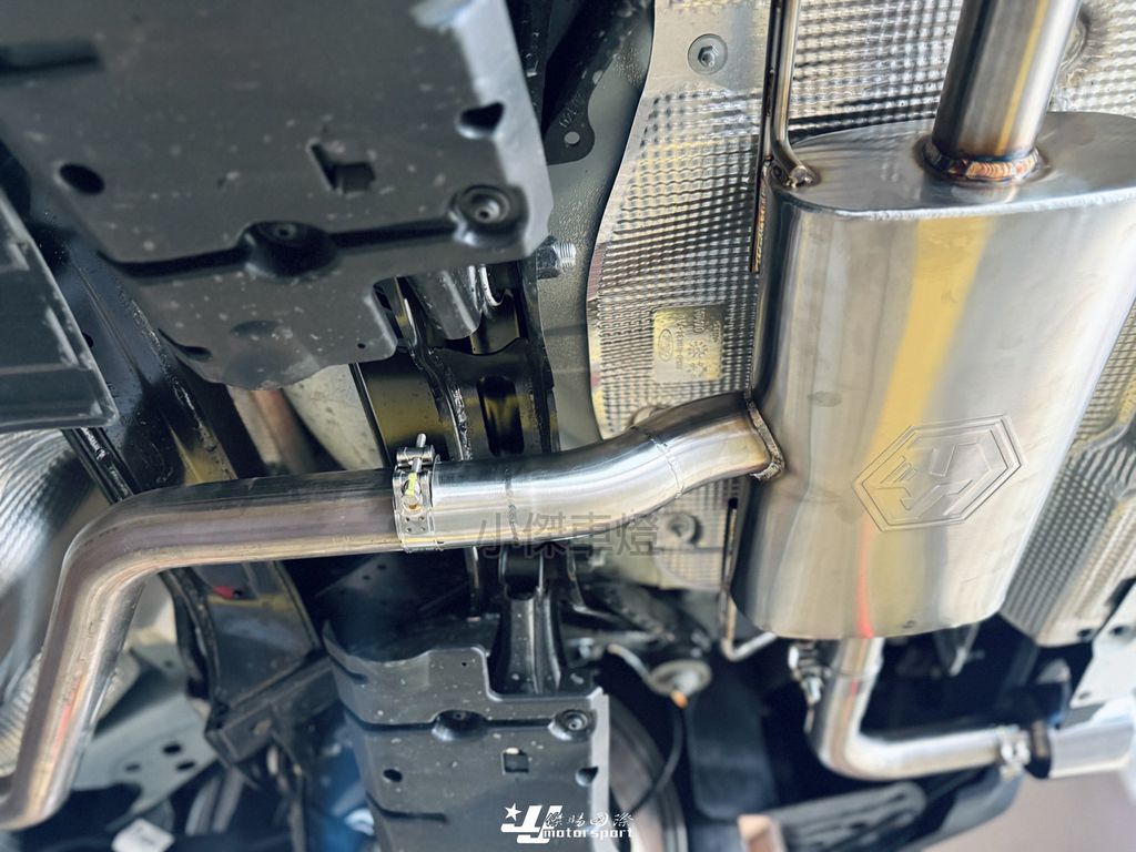 LINE_ALBUM_2026214 _1_260309_45