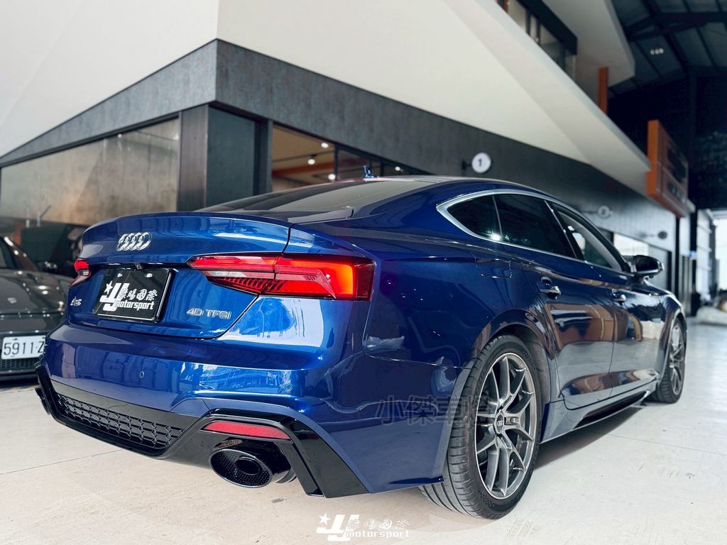 LINE_ALBUM_2025911_250917_22