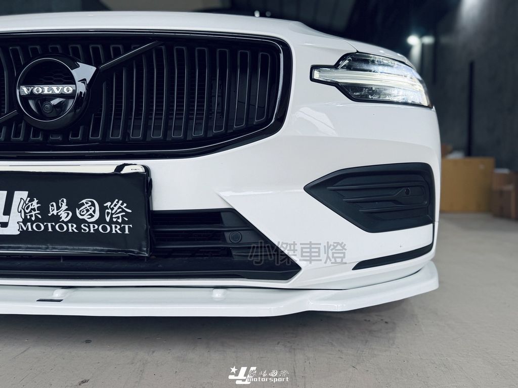 LINE_ALBUM_202639_260311_42