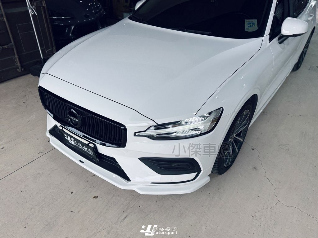 LINE_ALBUM_202639_260311_41