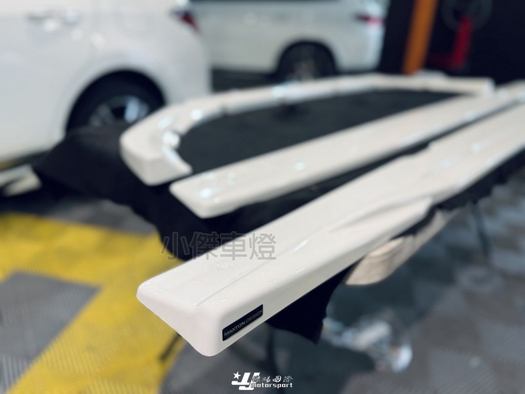 LINE_ALBUM_202639_260311_50