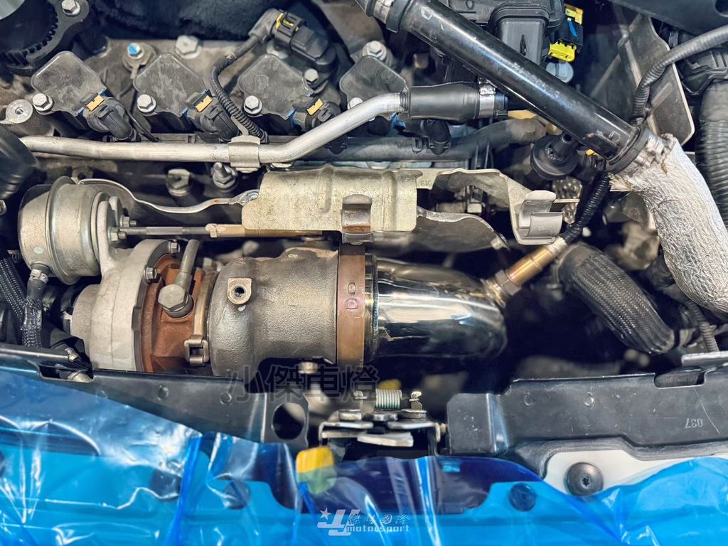 LINE_ALBUM_202537_250530_226