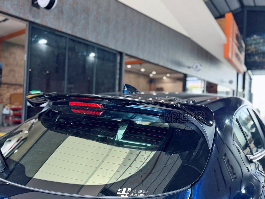 LINE_ALBUM_202639_260313_8