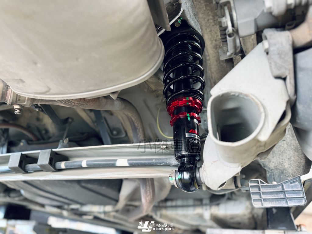 LINE_ALBUM_202639_260316_69