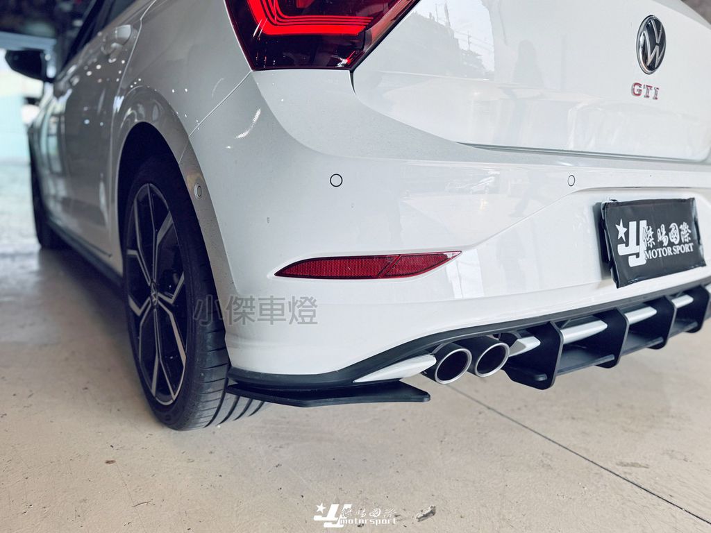 LINE_ALBUM_202639_260320_9