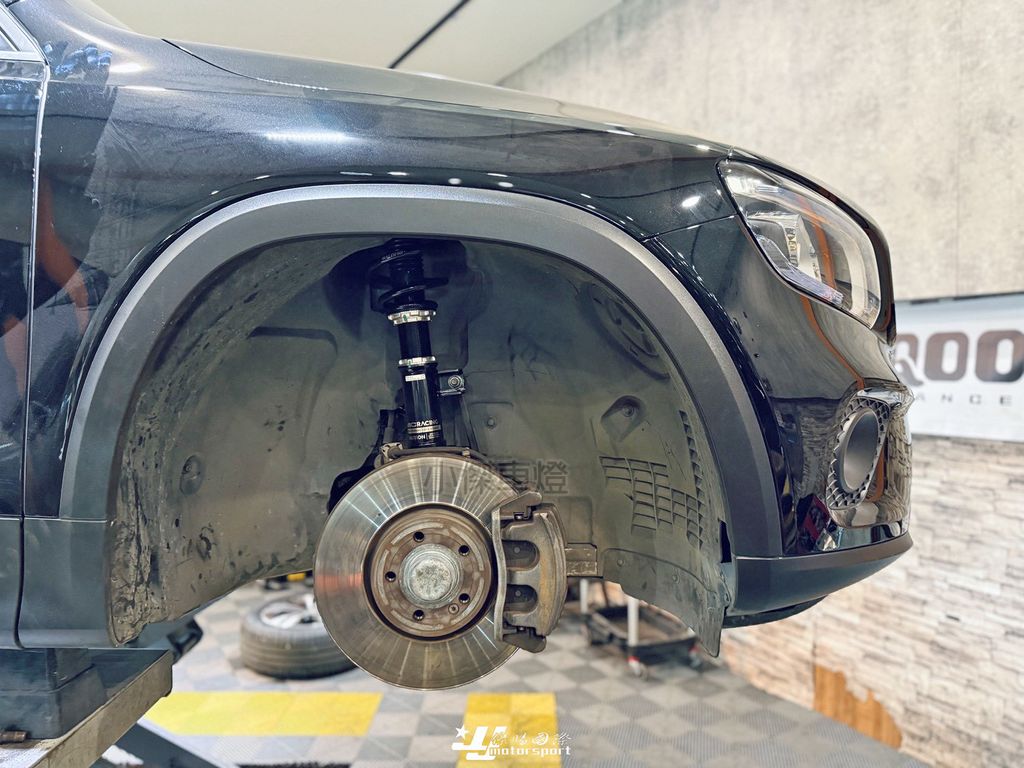 LINE_ALBUM_202639_260320_23