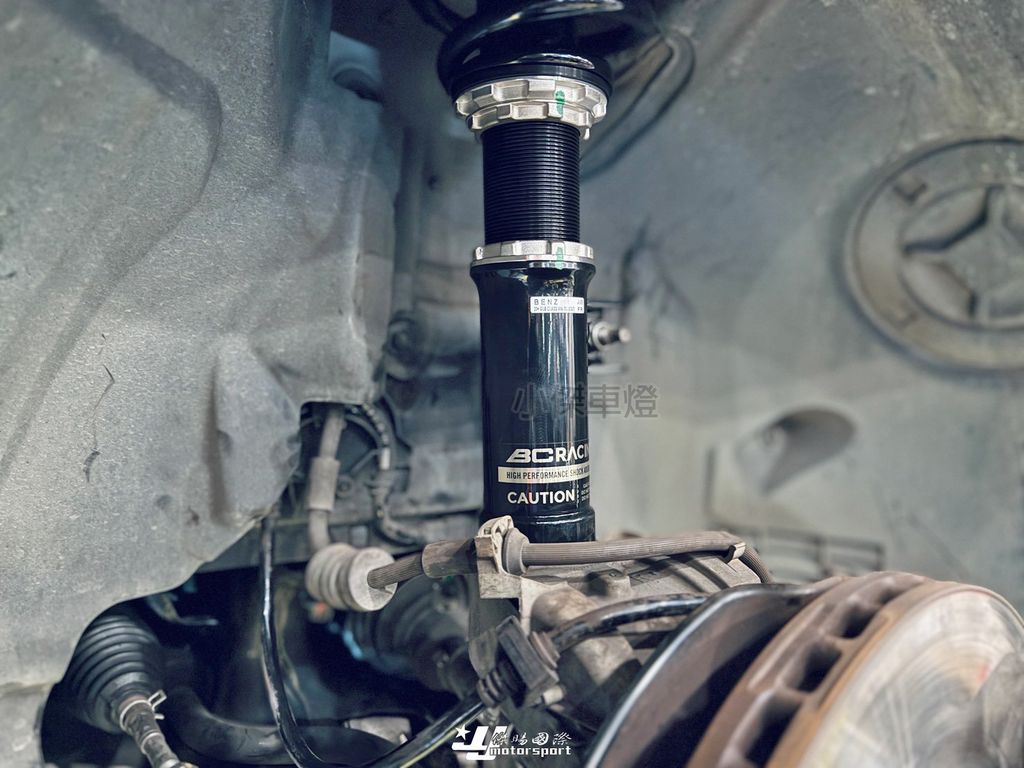 LINE_ALBUM_202639_260320_26