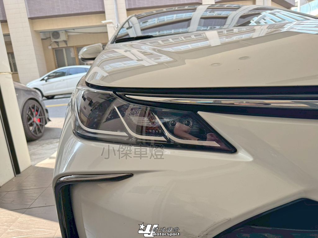 LINE_ALBUM_202639_260321_77