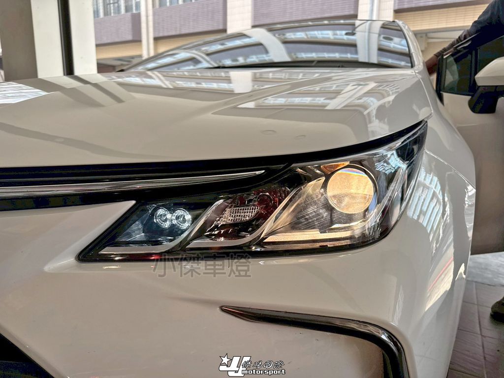 LINE_ALBUM_202639_260321_80