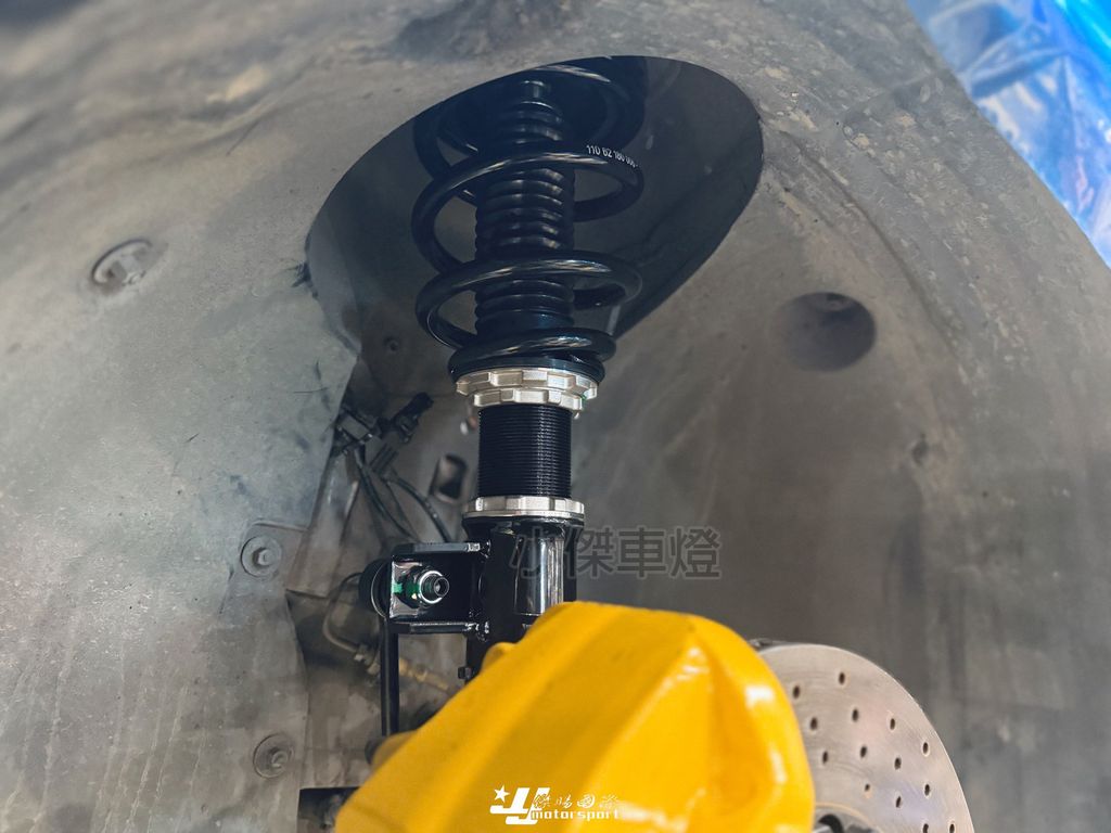 LINE_ALBUM_202639_260321_17