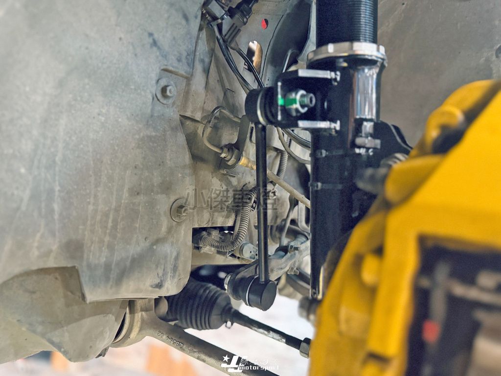 LINE_ALBUM_202639_260321_18