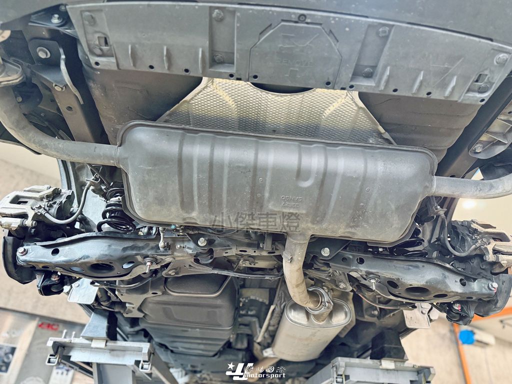 LINE_ALBUM_202639_260324_35