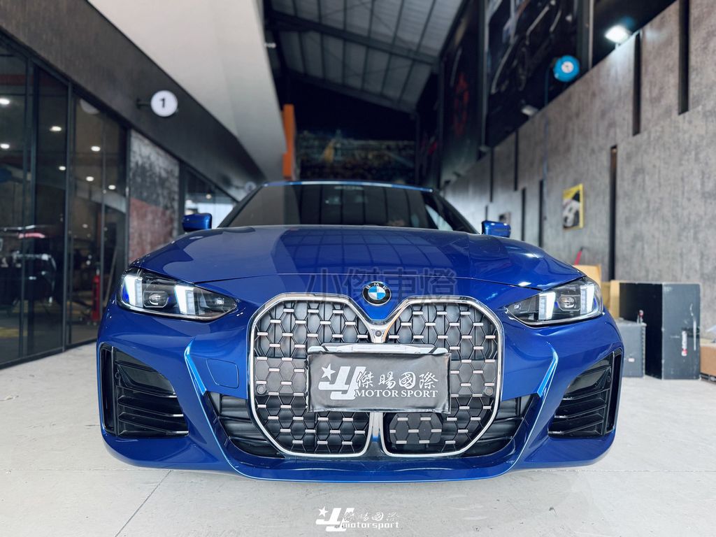 LINE_ALBUM_2026324_260330_47