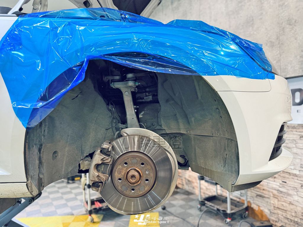 LINE_ALBUM_2026324_260330_81