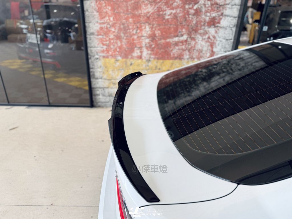 LINE_ALBUM_2026324_260401_24